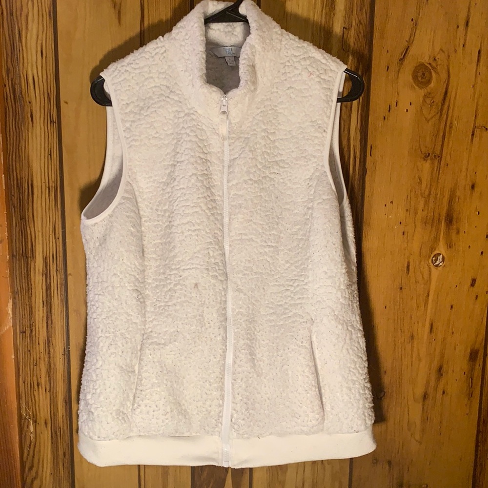 TIME & TRU ZIP-UP VEST